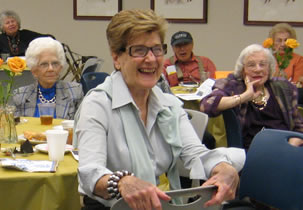 clientuploads/Webpage Images/senior_programming.jpg